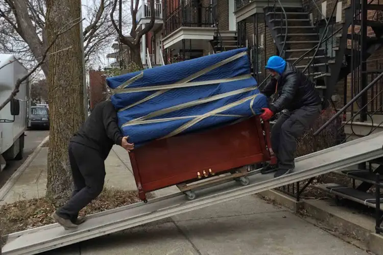 piano-deliveries-montreal-piano-deliveries-laval-piano-deliveries-ottawa.jpg