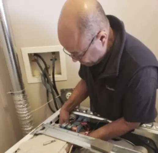 appliance-repair-services-edmonton-naz-working-300x290 (1).jpg