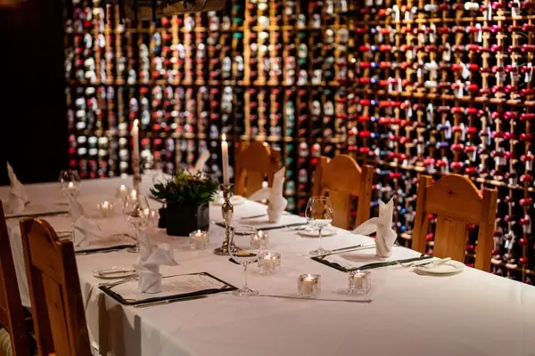 dining3.jpg