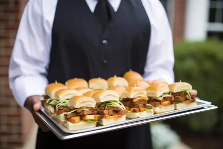 mini-burgers-catering-tray.jpg