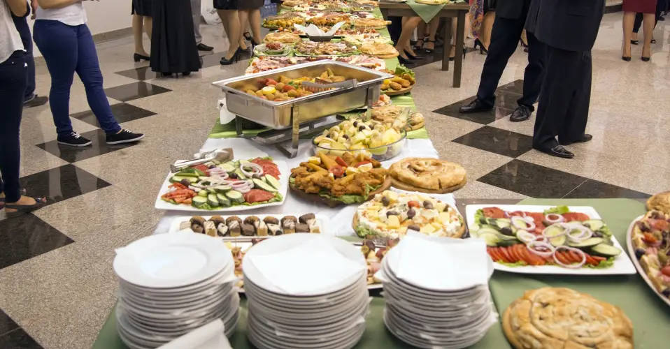 picture-well-decorated-catering-food-weddings-other-events.jpg