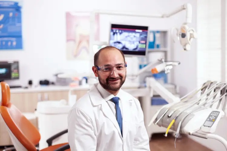 dentist-smiling-dental-office.jpg
