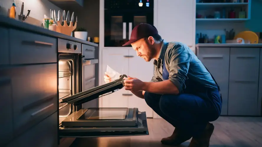 oven-repair-technician.jpg