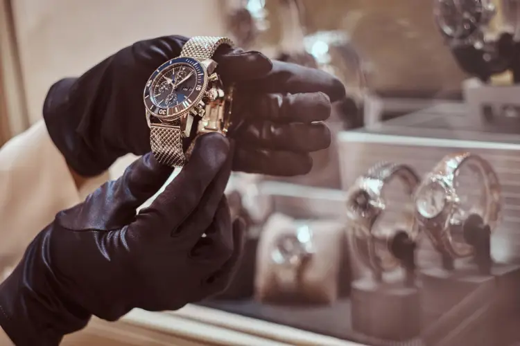 luxury-watch-inspection-display-case.jpg