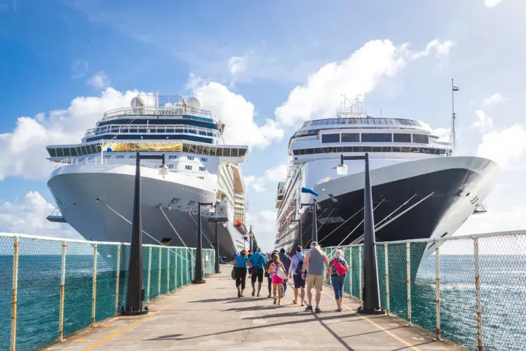 passengers-boarding-cruise-ships-pier.jpg