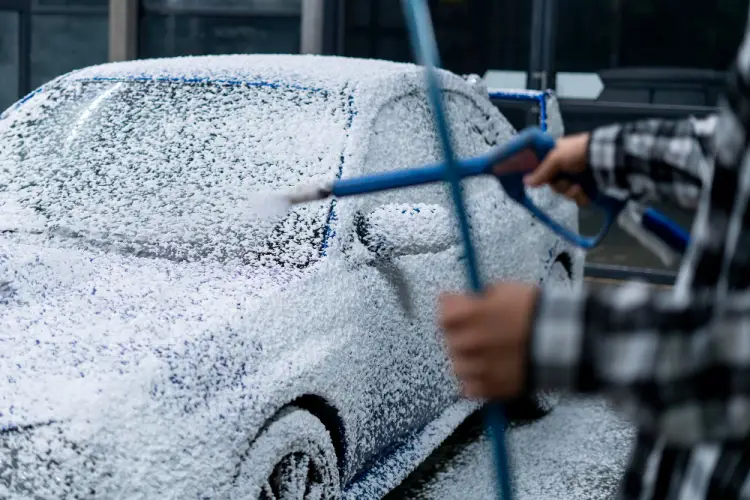 foam-car-wash-pressure-rinse.jpg