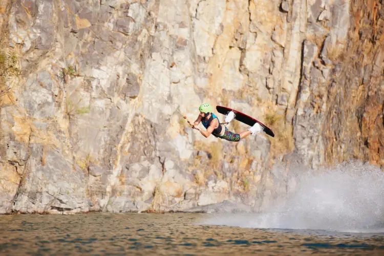 extreme-sports-freefall-action.jpg