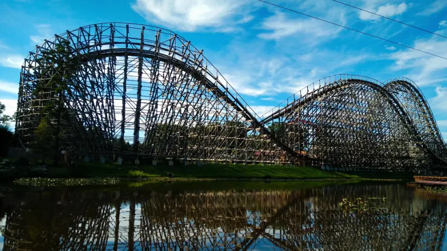 wooden-roller-coaster-reflection.jpg