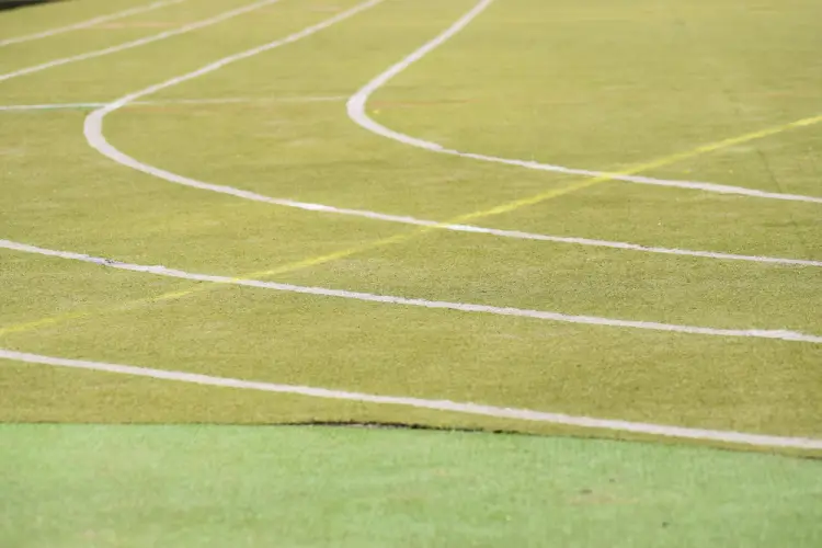 curved-running-track-lines-on-turf.jpg