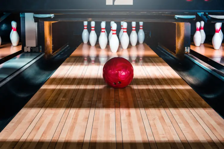 bowling-pins-graphic-design.jpg