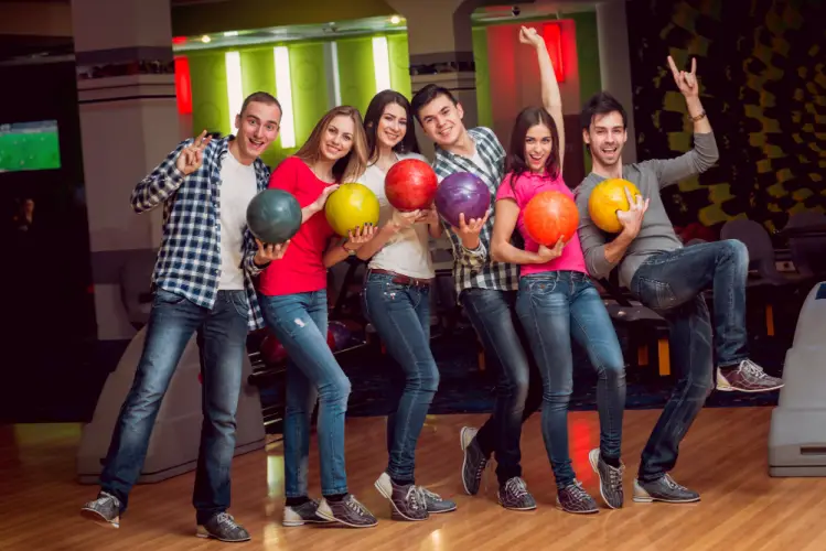senior-group-bowling-happy.jpg