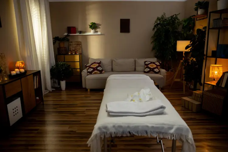 cozy-massage-room-ambient-lighting.jpg