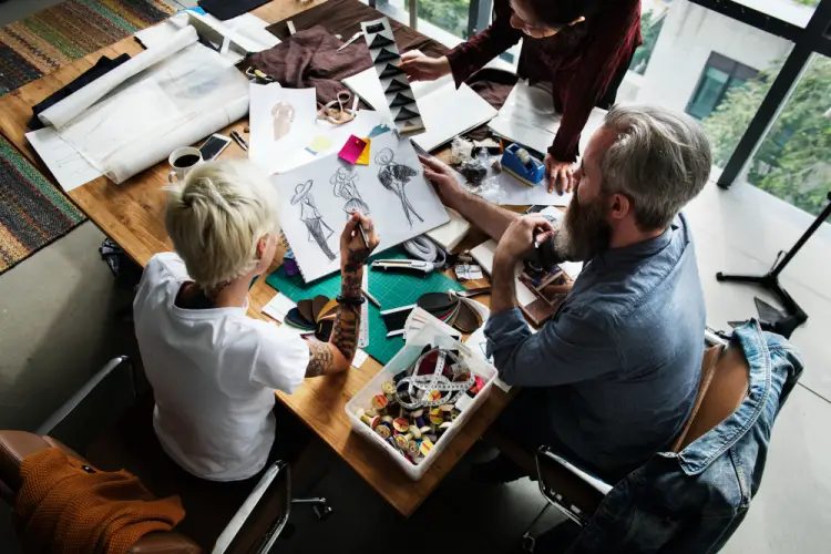 creative-team-working-on-fashion-illustrations.jpg