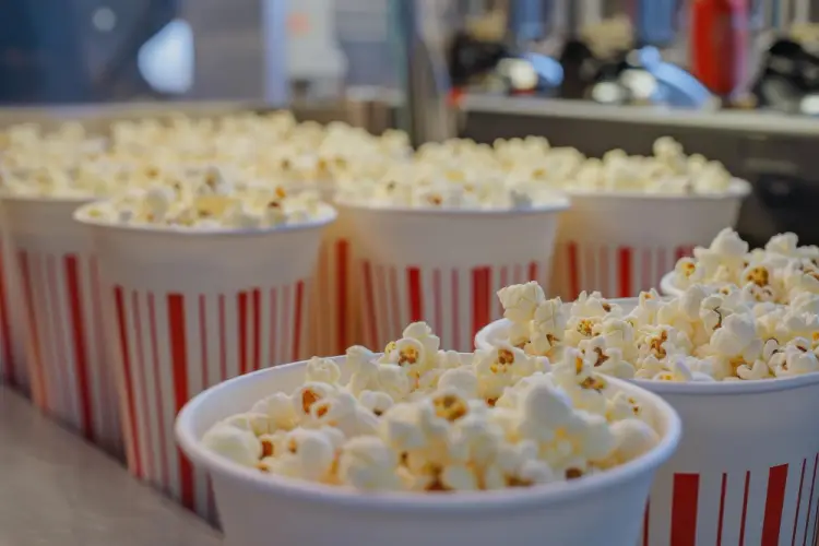 fresh-popcorn-buckets-counter.jpg