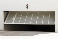 Dakota Exteriors - Winnipeg business