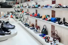 Crossover Footwear - Toronto business