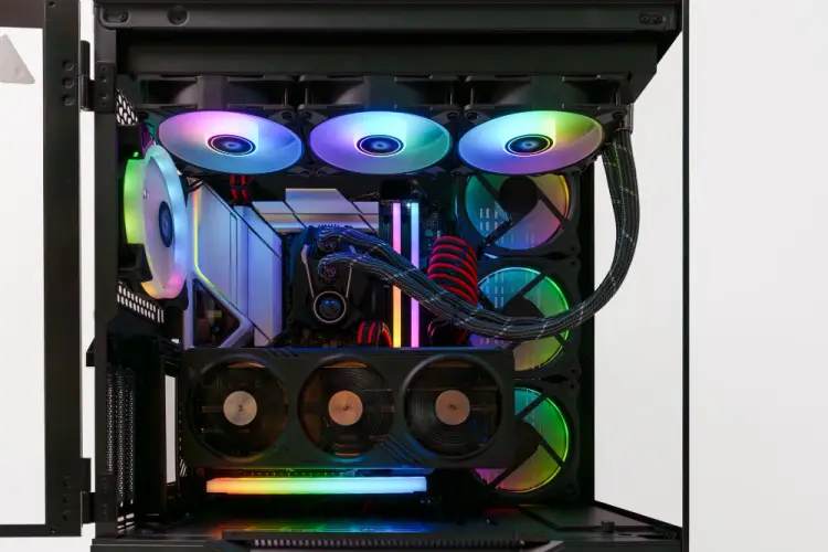 open-gaming-pc-case-with-rainbow-fan-lighting.jpg
