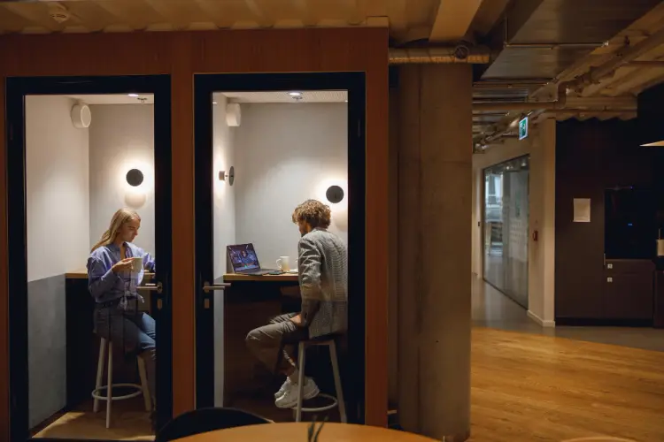 trendy-modern-office-with-lounge-seating.jpg