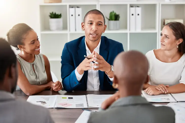 professional-life-coaching-group-discussion.jpg