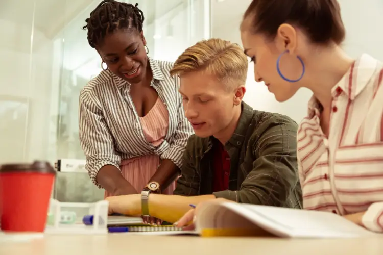 university-students-collaboration.jpg