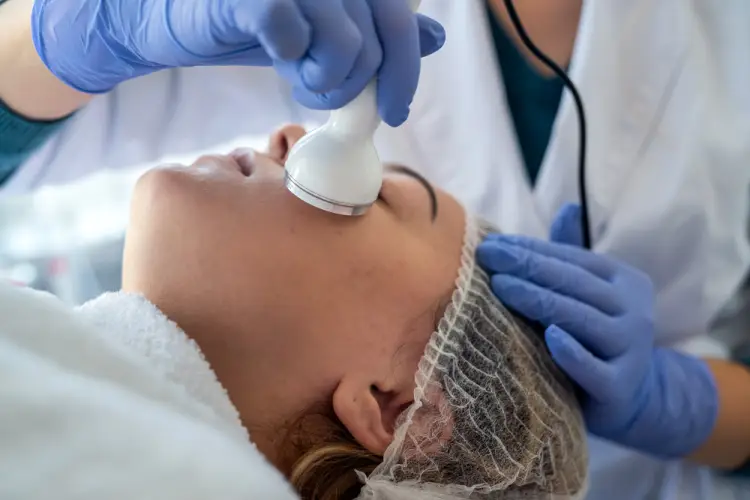 ultrasound-facial-treatment-skincare-clinic.jpg