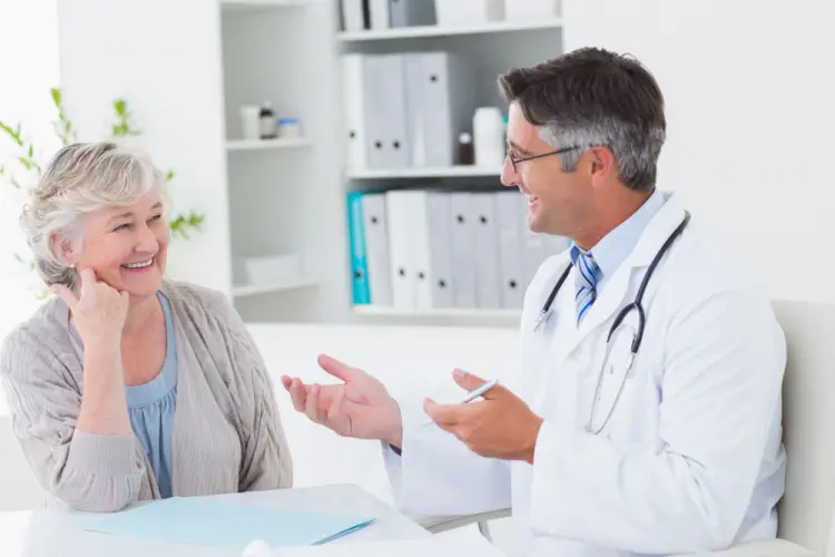 happy-senior-consulting-doctor.jpg
