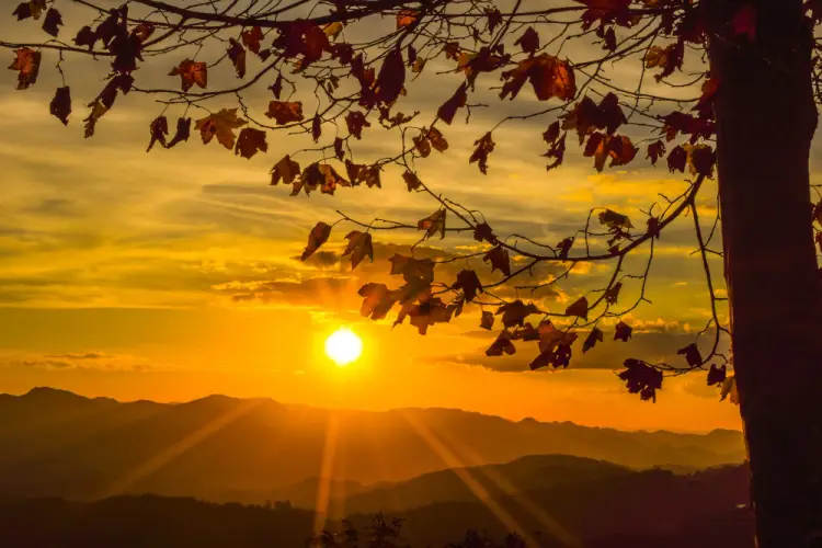 autumn-sunset-over-mountains.jpg