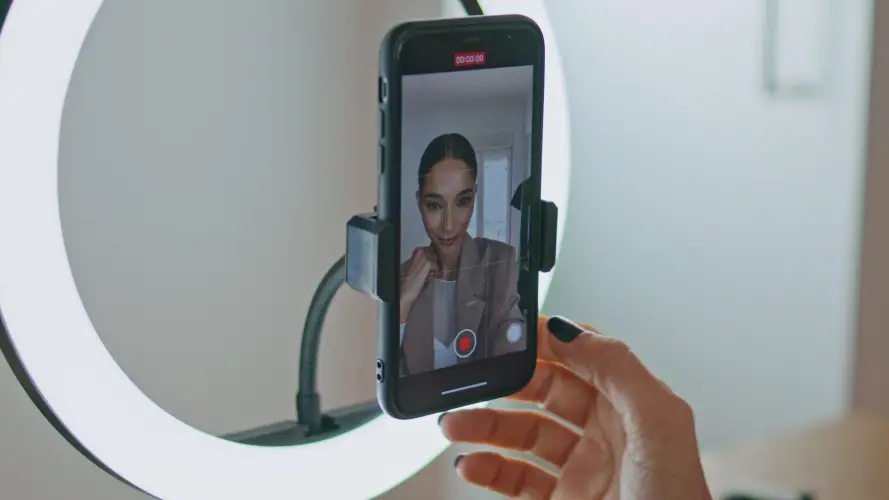 beauty-blogger-started-recording-video-phone-view-woman-greeting-apartment.jpg