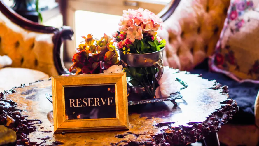reserved-sign-elegant-table-setting.jpg
