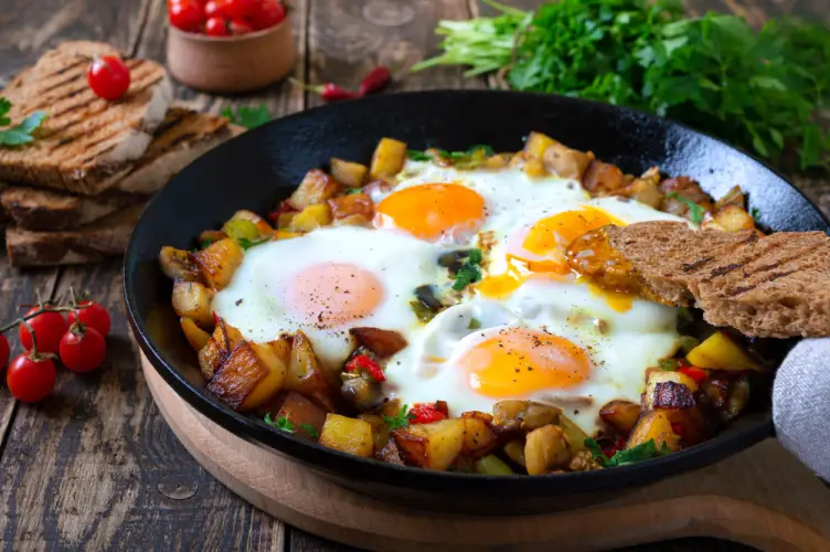 sunny-side-eggs-on-potato-breakfast-hash.jpg