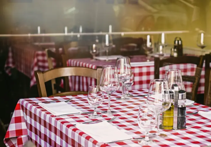 cozy-italian-restaurant-table.jpg