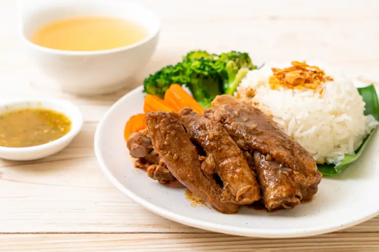 rice-with-braised-pork-ribs-and-vegetables.jpg