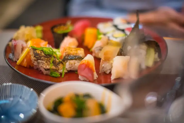 authentic-japanese-nigiri-platter.jpg