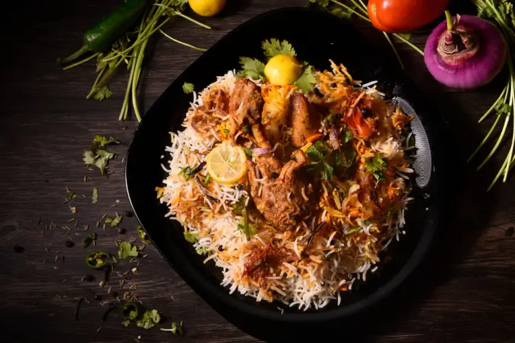 chicken-dum-biryani-with-lemon-and-coriander.jpg