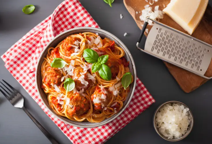 spaghetti_meatballs_cheese_grater_garnish.jpg