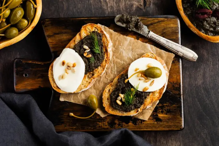 greek-bruschetta-with-tapenade-and-mozzarella.jpg