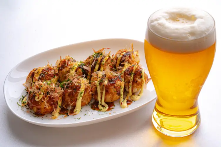 takoyaki-japanese-octopus-balls.jpg