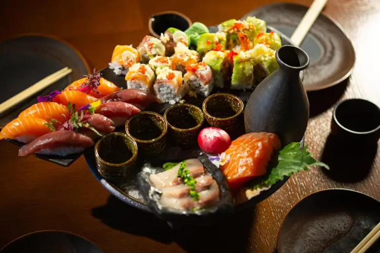 premium-sushi-platter-with-sake.jpg