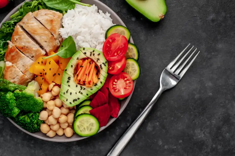grilled-chicken-bowl-with-rice-avocado-and-fresh-veggies.jpg
