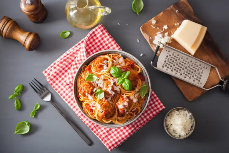 spaghetti_meatballs_cheese_grater_redundant_1.jpg