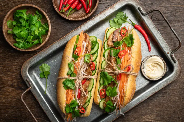 banh-mi-vietnamese-sandwich-with-grilled-meat.jpg