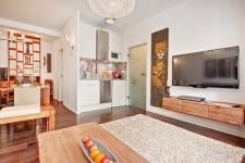 Single Family Home for Rent in Downtown Vancouver - Houses for Rent listing in Vancouver