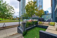 Toronto Short-Term Rental - 112 Fort York Blvd - Apartments for Rent listing in Toronto
