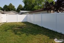 Vinyl Fence Toronto: Weather-Resistant Fences Built for Long - photo 2 / 2