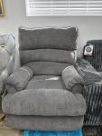 Biggest Sale On Living Room & Dining Room Furniture - photo 2 / 6