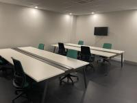 private office and dedicated desks - photo 6 / 6