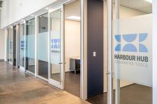 private office and dedicated desks - photo 2 / 6