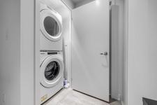 Stunning Furnished Apt Available for  rent.. - photo 5 / 6