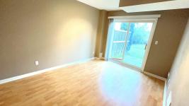 3BR Affordable Townhouse in a Great Location - photo 5 / 5
