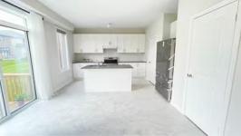 Sutton Jackson's Point Georgina Newly Built House for Rent - photo 6 / 6